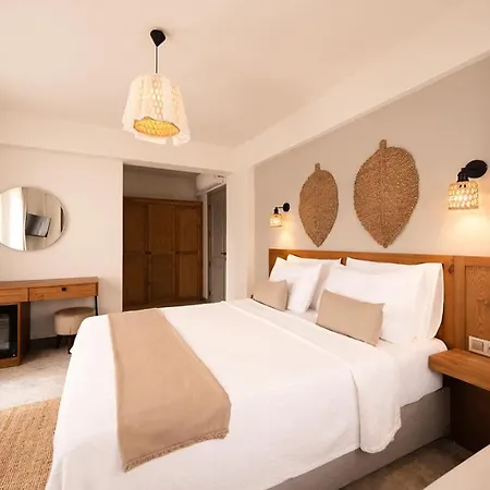 Hotel Perlacia *